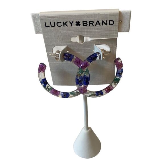 Gorgeous Dried Flower Acrylic Hoop Earrings. Perfect Spring/Summer Colors - Picture 1 of 5